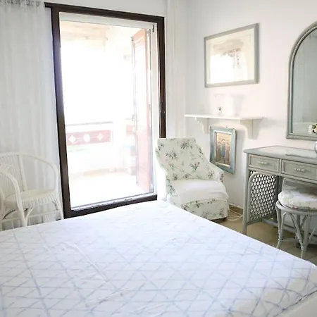 By The Sea * Nikiana