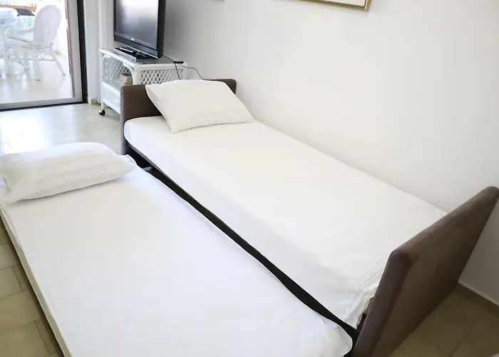 By The Sea בית נופש ניקיאנה